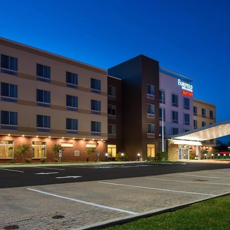 Fairfield Inn & Suites By Marriott Akron Stow Bagian luar foto