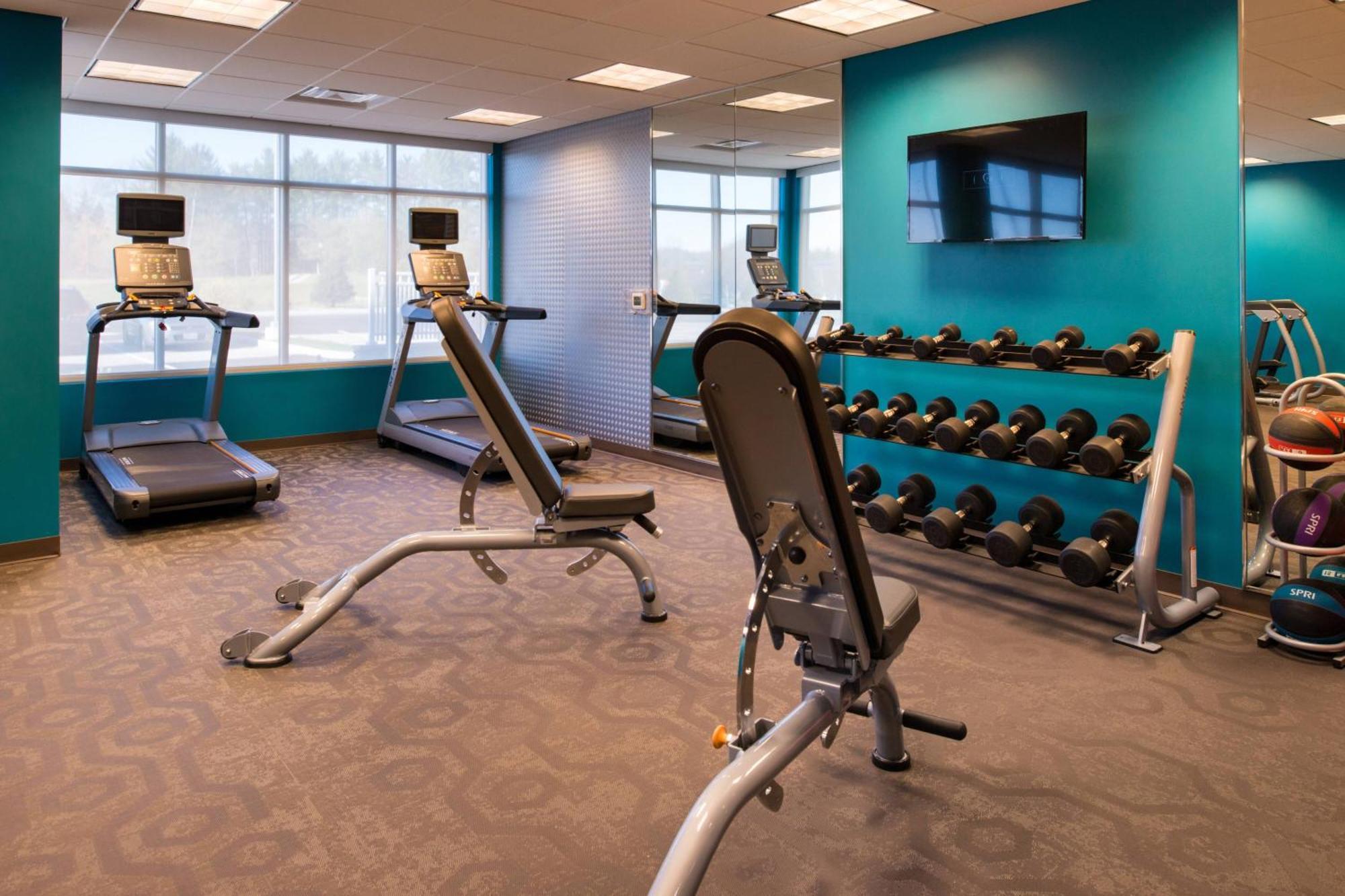 Fairfield Inn & Suites By Marriott Akron Stow Bagian luar foto