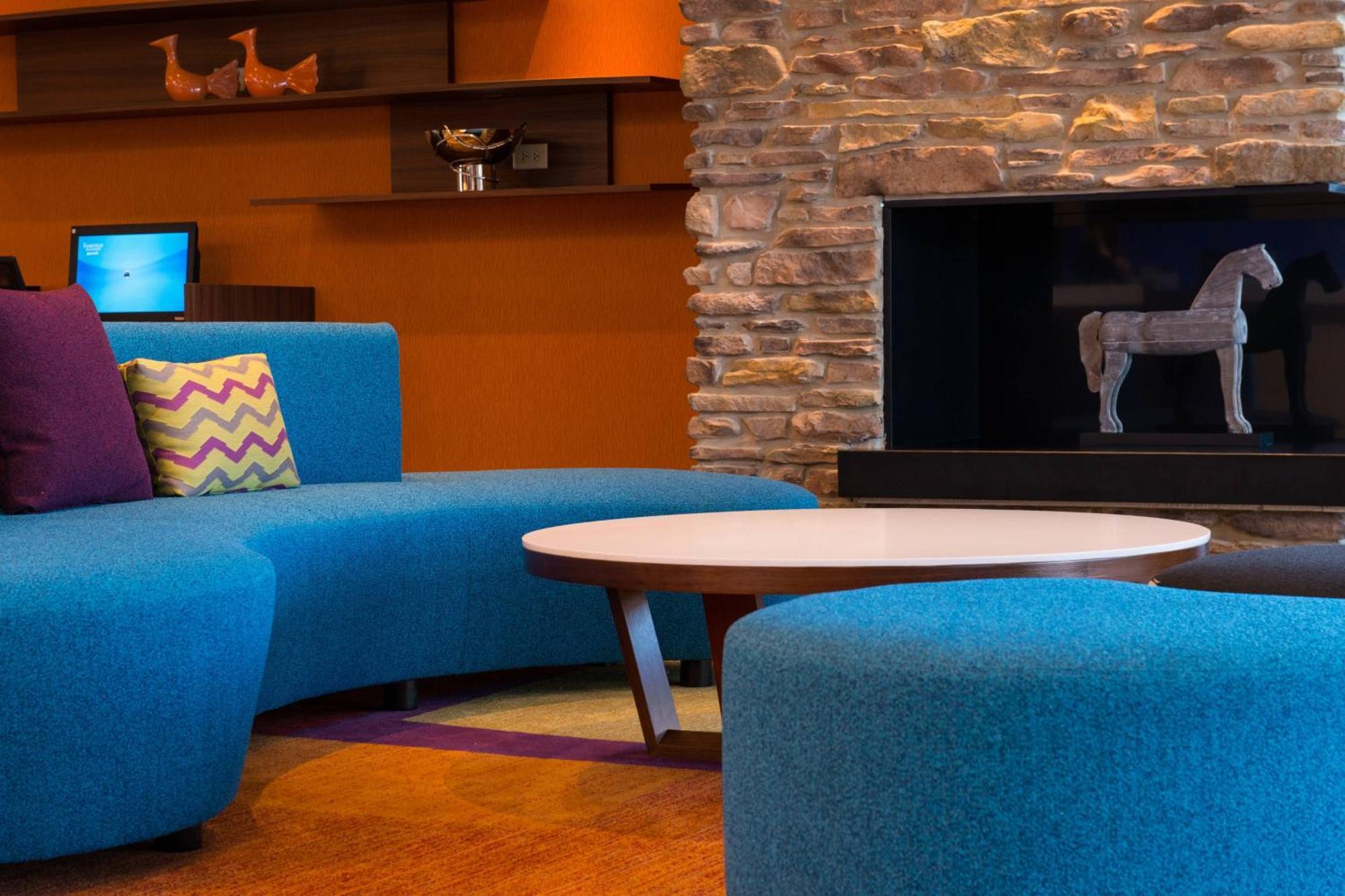 Fairfield Inn & Suites By Marriott Akron Stow Bagian luar foto